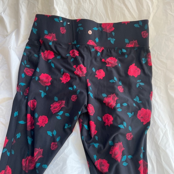 WOMENS LADIES PLUS SIZE 22/24 LIVI LANE BRYANT PANTS LEGGINGS BLACK FLORAL NWOT - Picture 5 of 8